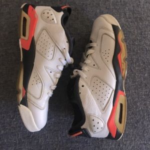 Kids Jordan 6 low